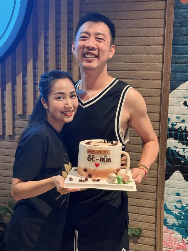 Tình hình hôn nhân của Ốc Thanh Vân và Trí Rùa- Ảnh 1. Tình hình hôn nhân của Ốc Thanh Vân và Trí Rùa- Ảnh 1.