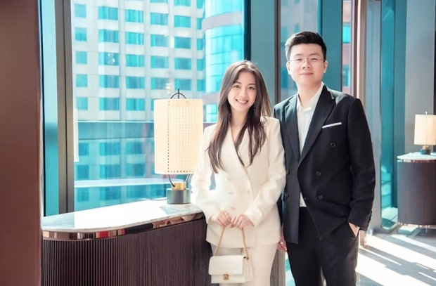 Lộ diện nhan sắc c&ocirc; d&acirc;u ngh&igrave;n tỷ trong đ&aacute;m hỏi nh&agrave; gi&agrave;u Việt hot nhất l&uacute;c n&agrave;y!- Ảnh 9.