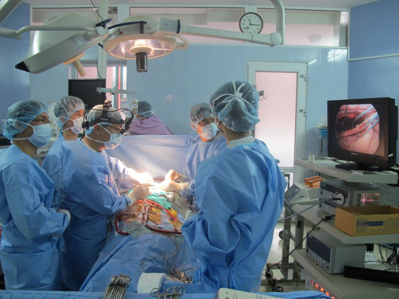 Băn khoăn với đề xuất sáp nhập các bệnh viện lớn- Ảnh 3. Băn khoăn với đề xuất sáp nhập các bệnh viện lớn- Ảnh 3.