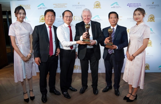 Vượt qua Nhật và Malaysia, 2 địa điểm của Việt Nam được vinh danh ở những hạng mục danh giá nhất châu Á - Ảnh 1.