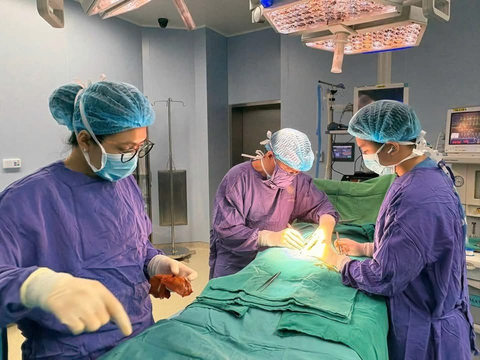 Hi hữu: ‘Cậu nhỏ’ bị cương suốt 10 ngày liên tục, nguy cơ hoại tử cao- Ảnh 1. Hi hữu: ‘Cậu nhỏ’ bị cương suốt 10 ngày liên tục, nguy cơ hoại tử cao- Ảnh 1.