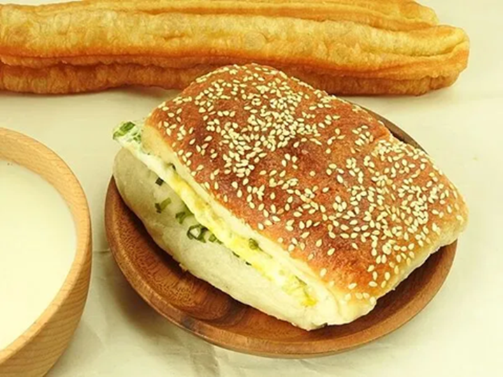 Dừng ngay 3 kiểu ăn sáng này lại, nhiều người Việt vẫn đang mắc phải!- Ảnh 4. Dừng ngay 3 kiểu ăn sáng này lại, nhiều người Việt vẫn đang mắc phải!- Ảnh 4.