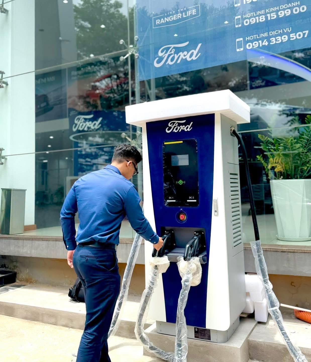 Ford Mustang Mach-E bất ngờ bán chạy hơn cả 'dân chơi' Honda Civic Type R: 'Ngựa hoang điện' đã tìm được chuồng ở Việt Nam?- Ảnh 7.