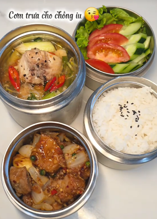 Mẹ bỉm bị miệt thị gay gắt v&igrave; &ldquo;chỉ biết l&agrave;m việc nh&agrave;&rdquo; v&agrave; lời đ&aacute;p trả sắc b&eacute;n được d&acirc;n mạng rần rần đ&ograve;i &ldquo;ụp vương miện&rdquo;- Ảnh 3.