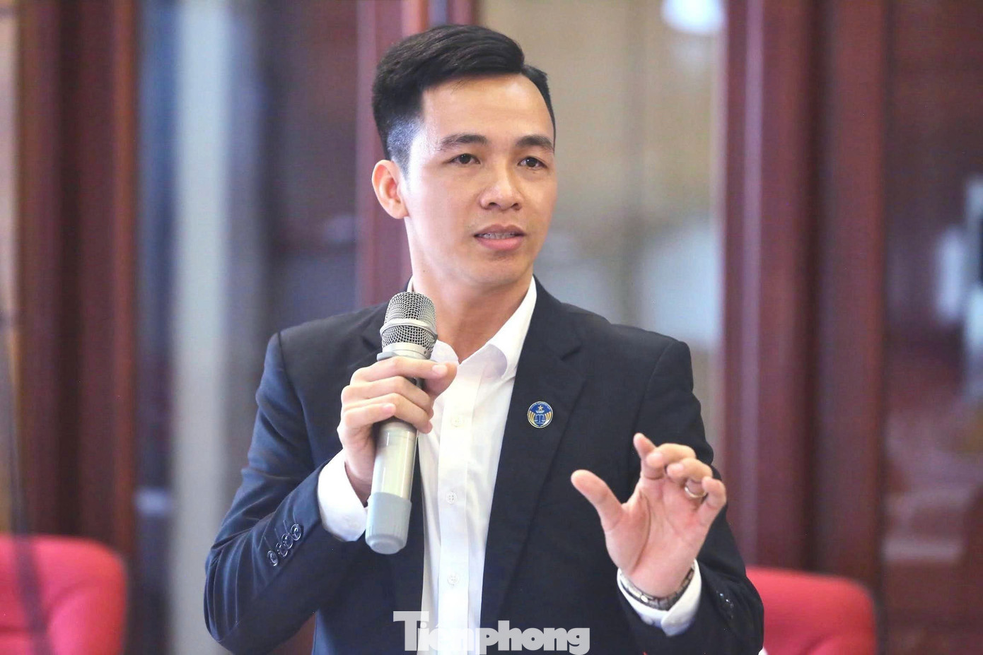 Vụ Shark Bình: AntEx là gì, vì sao nhiều người 'mù quáng' dùng tiền thật mua tiền ảo?- Ảnh 2.