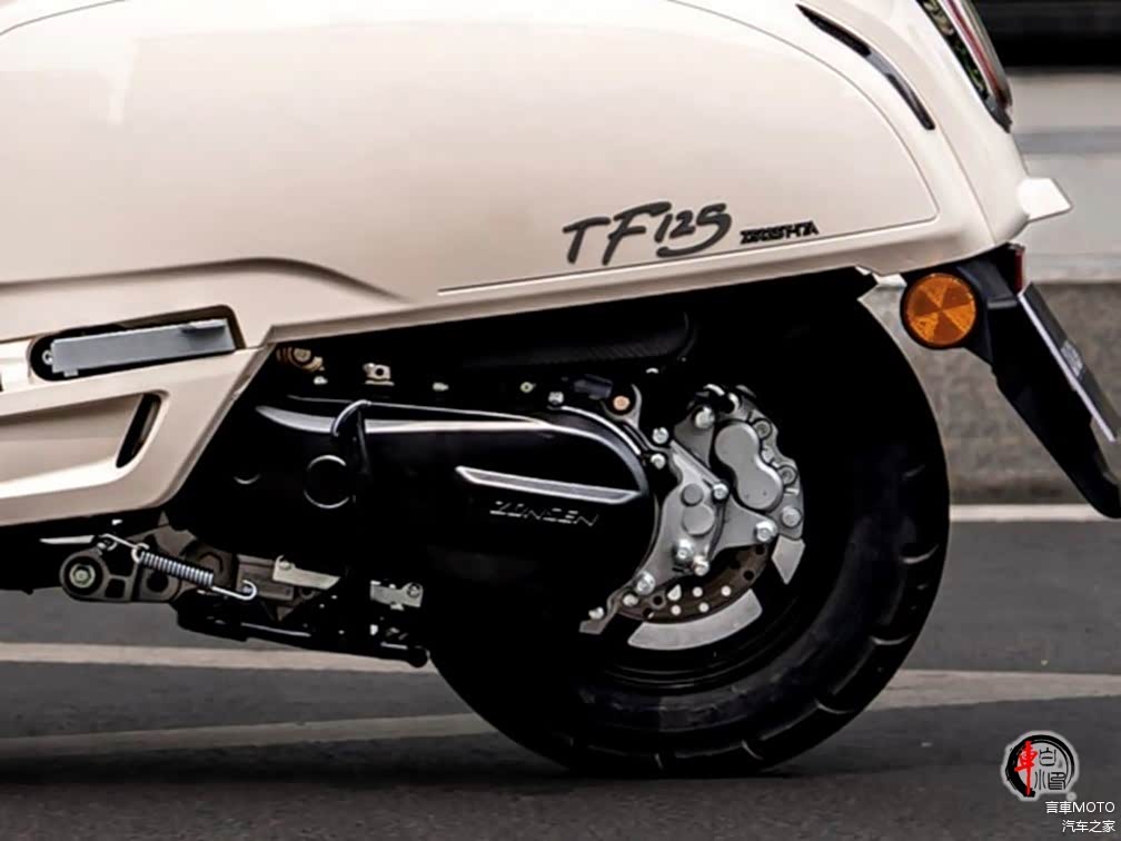 'T&acirc;n binh' xe ga 125cc gi&aacute; 27 triệu đồng ra mắt: ngoại h&igrave;nh như Vespa, trang bị &aacute;p đảo Honda Vision- Ảnh 5.