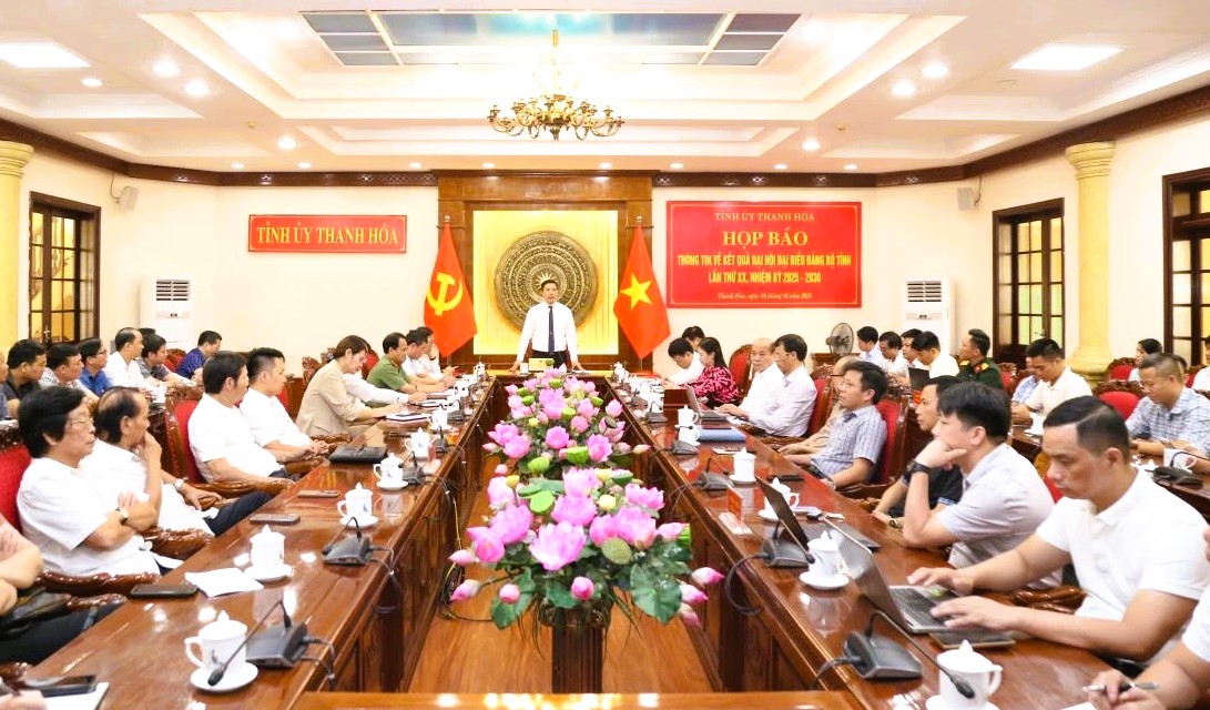 Thanh Hóa giải đáp băn khoăn của dư luận về nữ Tỉnh ủy viên trẻ nhất tỉnh- Ảnh 1.