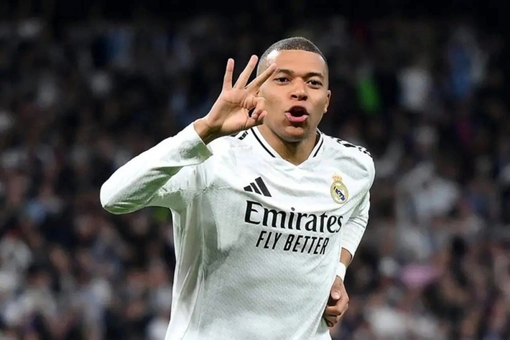 Mbappe có bạn gái mới- Ảnh 3. Mbappe có bạn gái mới- Ảnh 3.