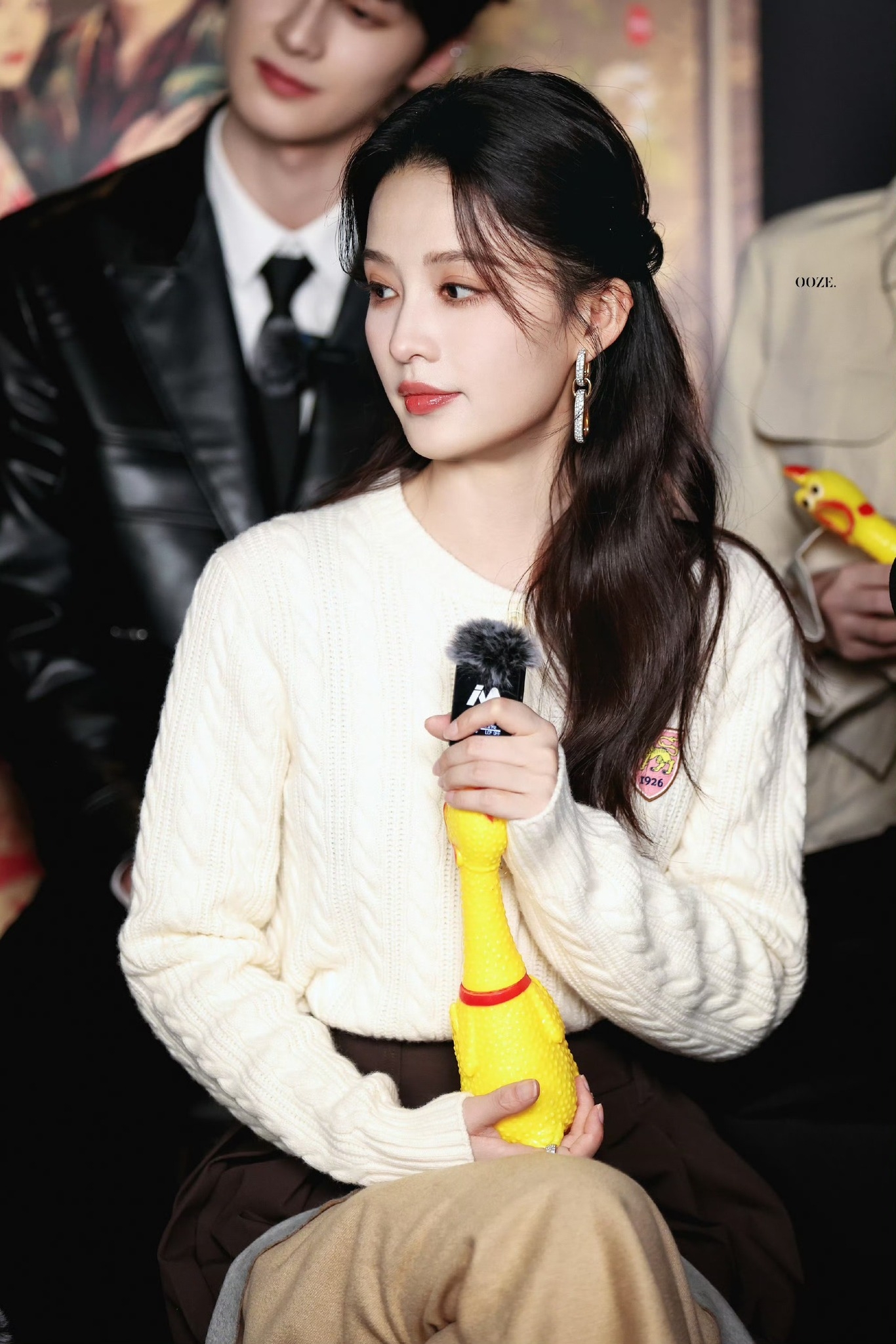 Trung Quốc 1,4 tỷ người có đúng 1 mỹ nhân đẹp như hoa hồng trắng giữa sa mạc: Visual tuyệt tác không gì sánh nổi- Ảnh 10.