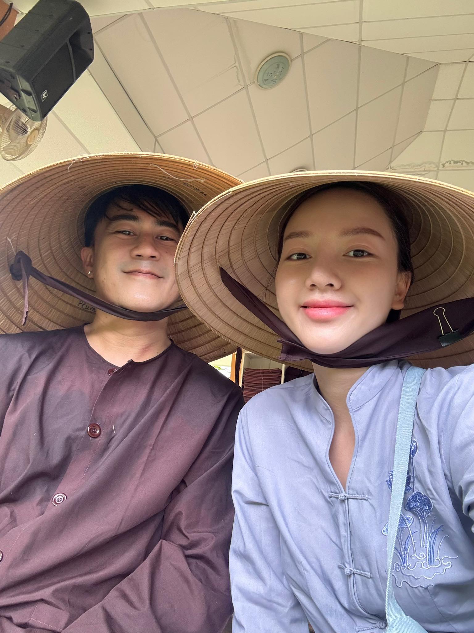 Mỹ nhân bạn thân Hà Tăng vừa thông báo được bạn trai Việt kiều cầu hôn đã vội đi trốn- Ảnh 3. Mỹ nhân bạn thân Hà Tăng vừa thông báo được bạn trai Việt kiều cầu hôn đã vội đi trốn- Ảnh 3.