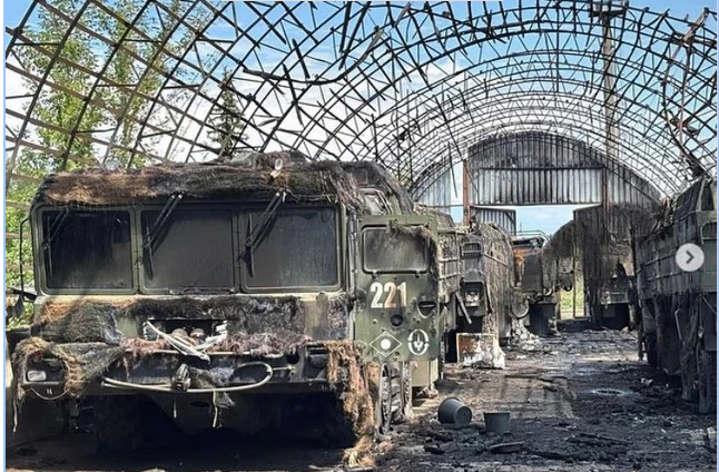 Bất ngờ: UAV Ukraine hạ gục Iskander-M của Nga- Ảnh 1. Bất ngờ: UAV Ukraine hạ gục Iskander-M của Nga- Ảnh 1.