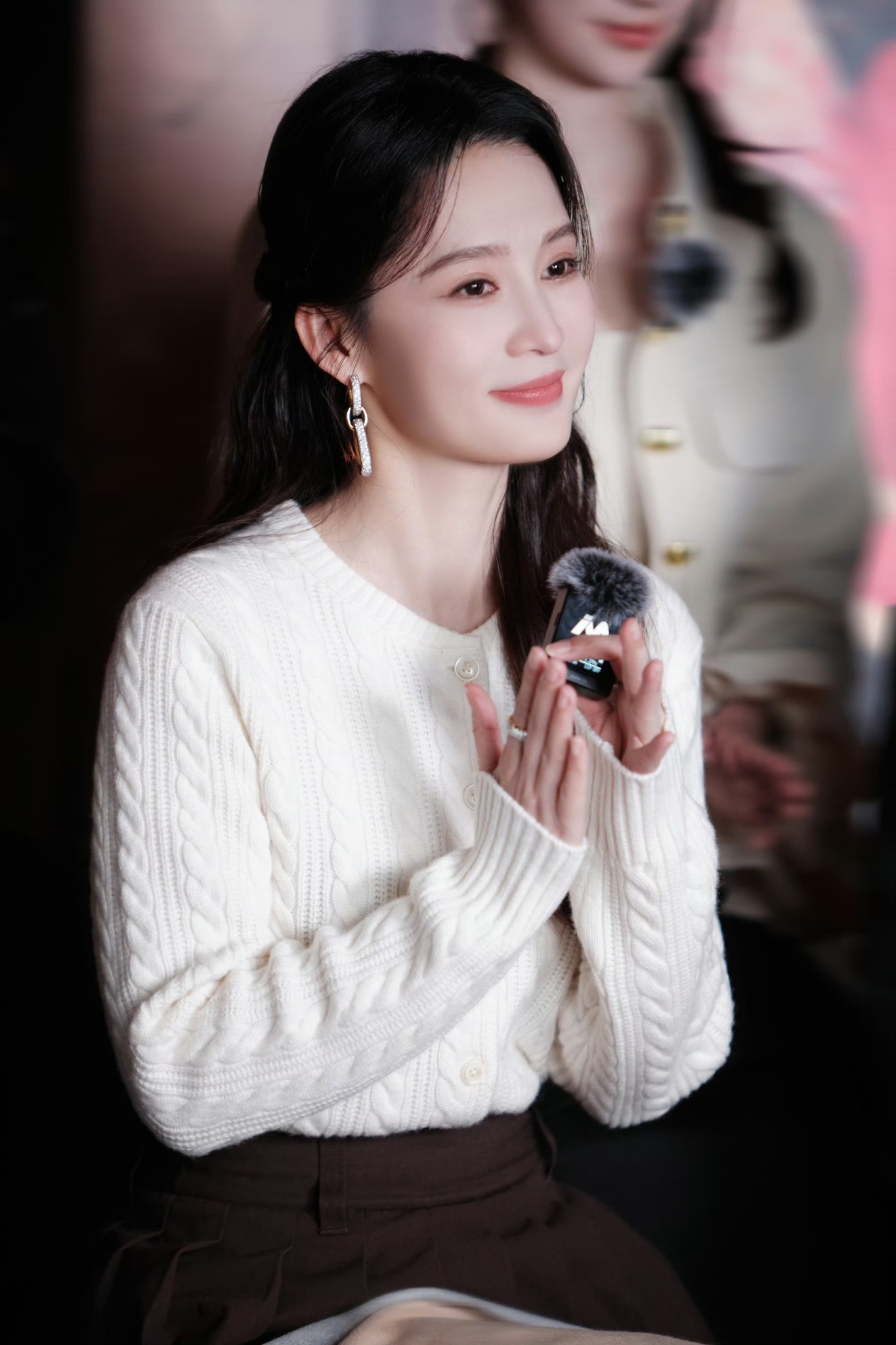 Trung Quốc 1,4 tỷ người có đúng 1 mỹ nhân đẹp như hoa hồng trắng giữa sa mạc: Visual tuyệt tác không gì sánh nổi- Ảnh 13.