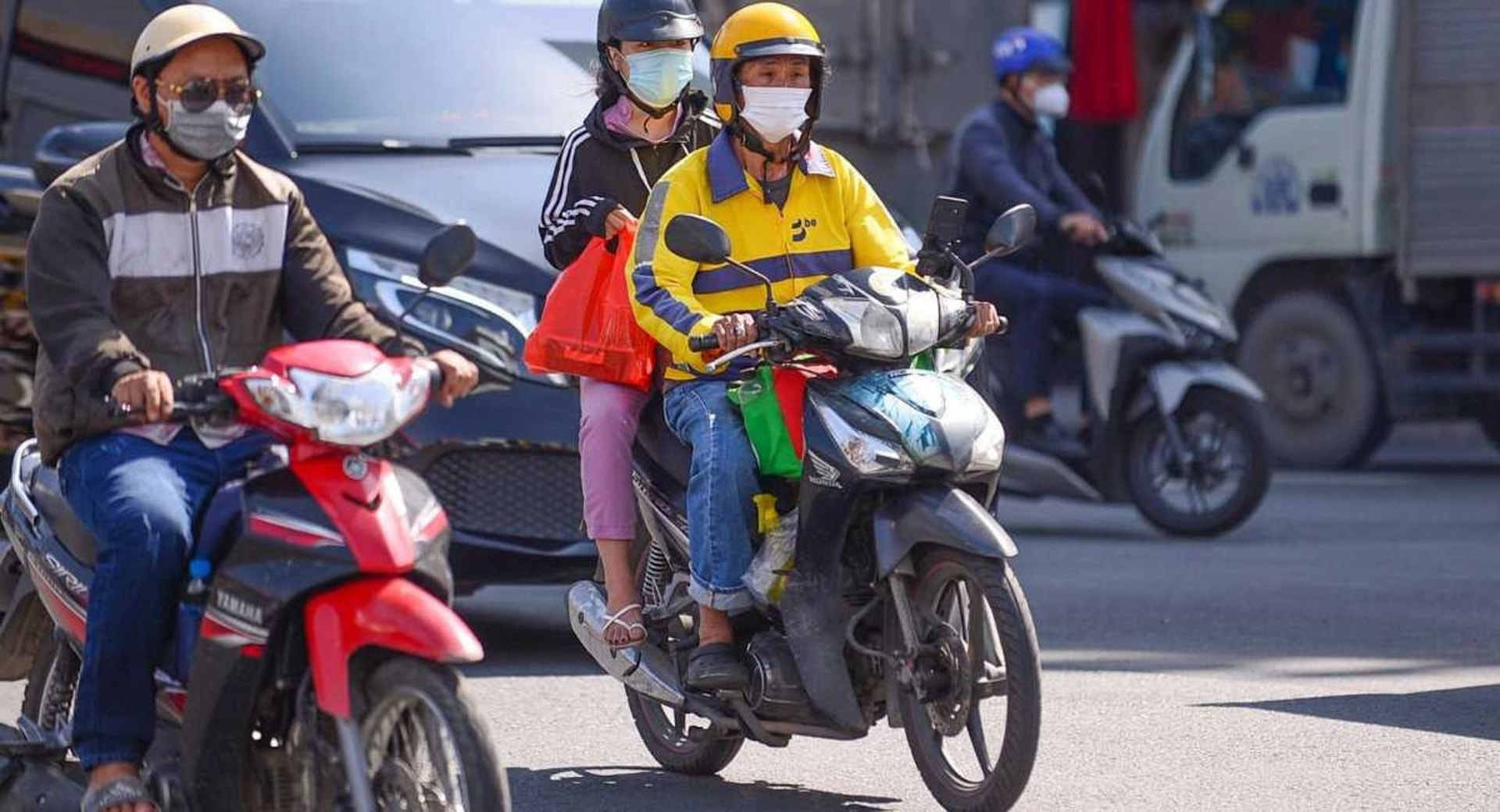 Xanh SM Ngon nhập cuộc: Cuộc đua giao đồ ăn th&ecirc;m khốc liệt, thế song m&atilde; của GrabFood - ShopeeFood c&oacute; lung lay?- Ảnh 10.