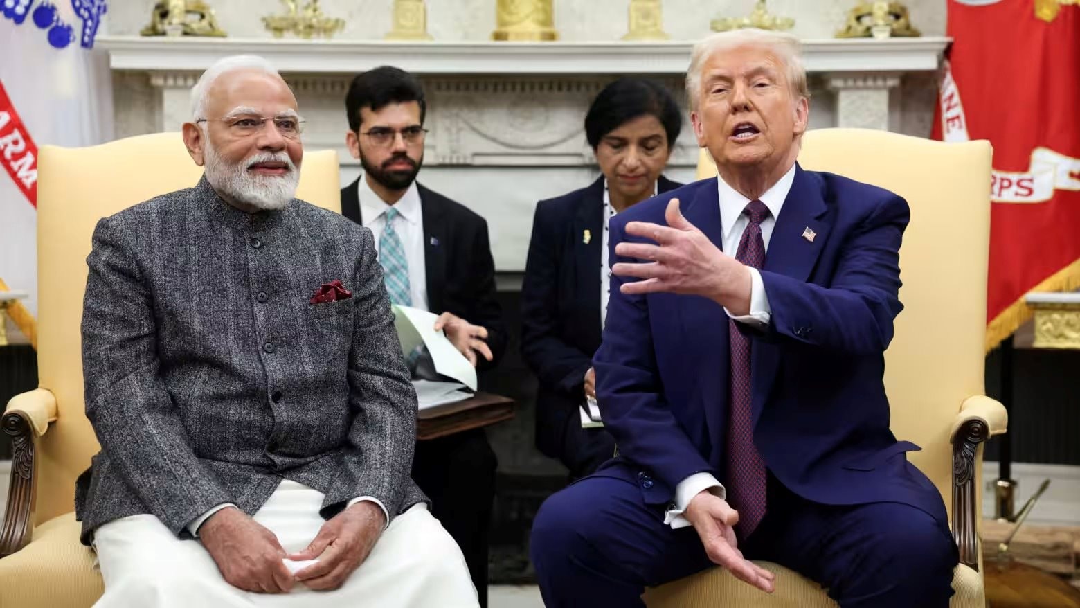 Tổng thống Donald Trump: ‘Ông Modi yêu mến tôi và Ấn Độ sẽ dừng mua dầu Nga’ - Ảnh 1. Tổng thống Donald Trump: ‘Ông Modi yêu mến tôi và Ấn Độ sẽ dừng mua dầu Nga’ - Ảnh 1.