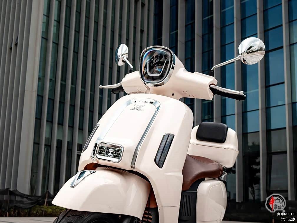 'T&acirc;n binh' xe ga 125cc gi&aacute; 27 triệu đồng ra mắt: ngoại h&igrave;nh như Vespa, trang bị &aacute;p đảo Honda Vision- Ảnh 1.