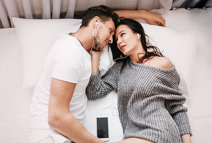 Ngày nào cũng ân ái có sao không?- Ảnh 1. Ngày nào cũng ân ái có sao không?- Ảnh 1.