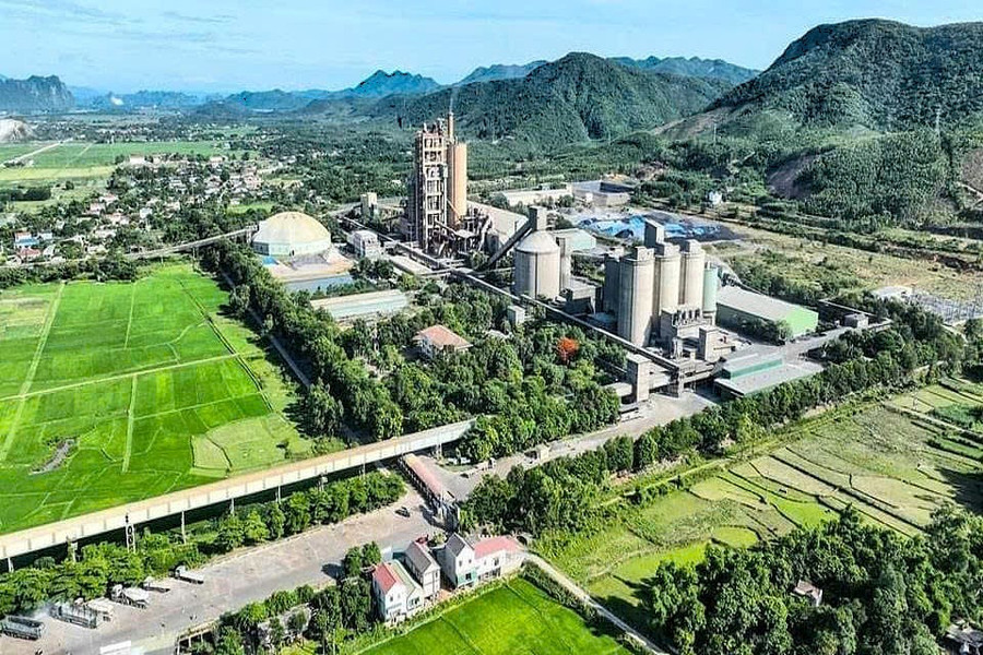 Xi măng S&ocirc;ng Gianh h&agrave;nh tr&igrave;nh xanh giữa miền đất đ&aacute;- Ảnh 1.