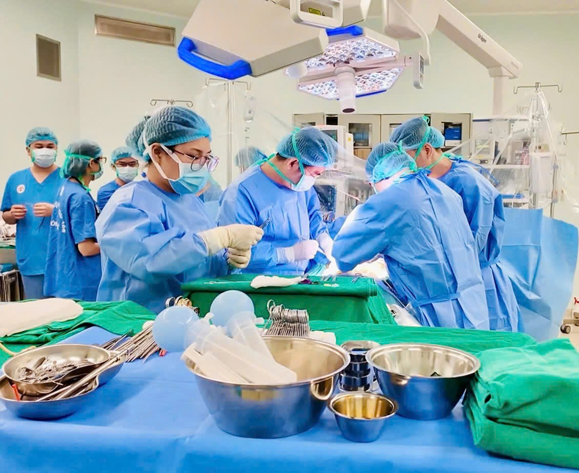 Ghép gan không cùng nhóm máu thành công cho bệnh nhân 17 tuổi- Ảnh 1. Ghép gan không cùng nhóm máu thành công cho bệnh nhân 17 tuổi- Ảnh 1.