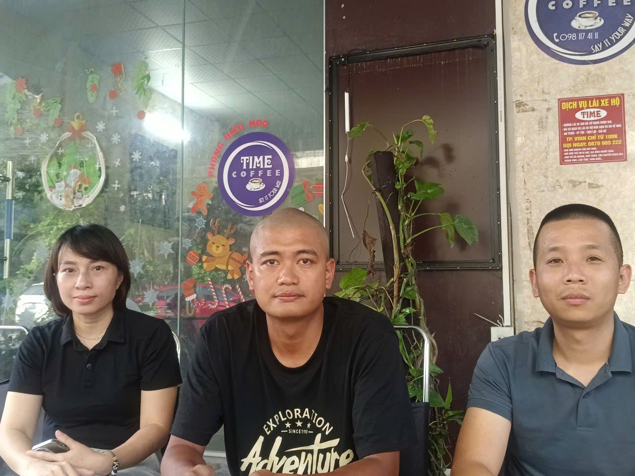 Vụ bố ôm 2 con nhảy sông tự tử tại Nghệ An: Chuyện ít ai biết về đội cứu hộ “TUNGTIME”- Ảnh 1. Vụ bố ôm 2 con nhảy sông tự tử tại Nghệ An: Chuyện ít ai biết về đội cứu hộ “TUNGTIME”- Ảnh 1.