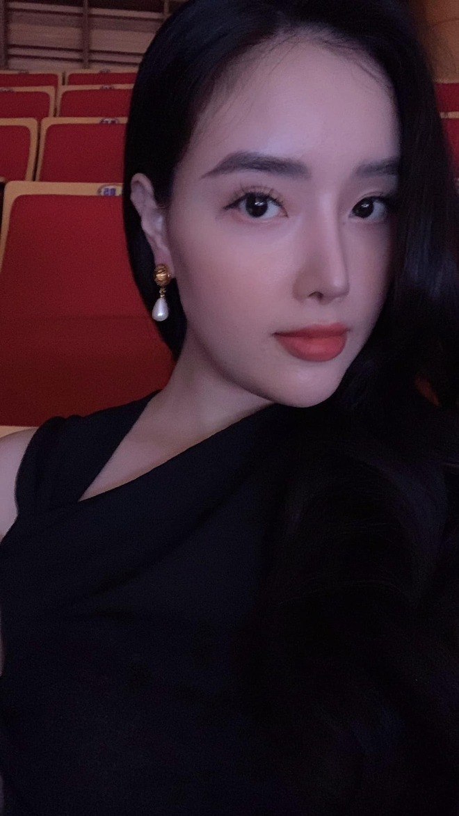 Em gái Hoa hậu Mai Phương Thúy cao 1m78, 