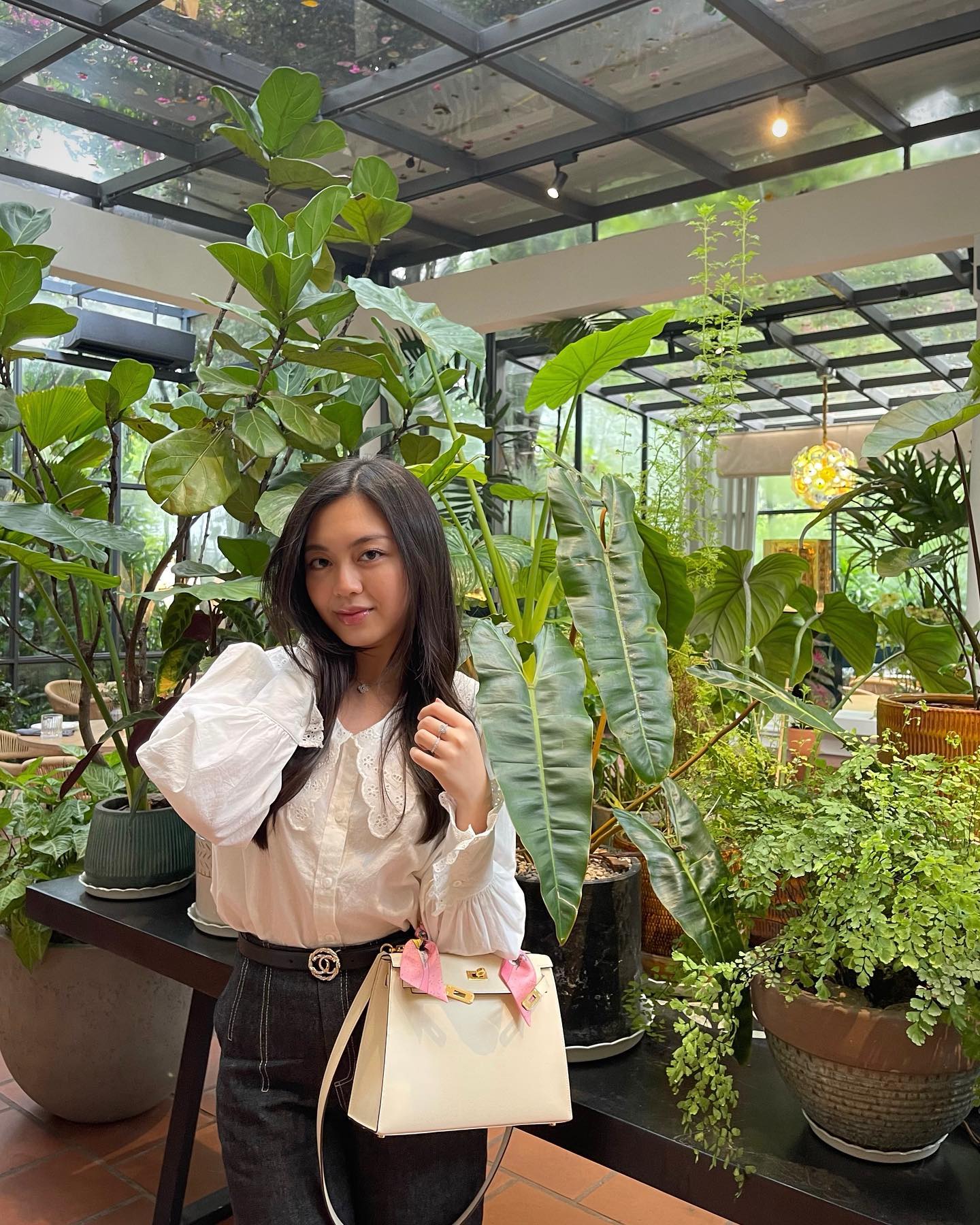 Bộ sưu tập túi hiệu và lối sống xa xỉ thầm lặng của vợ thiếu gia Phan Hoàng- Ảnh 4.