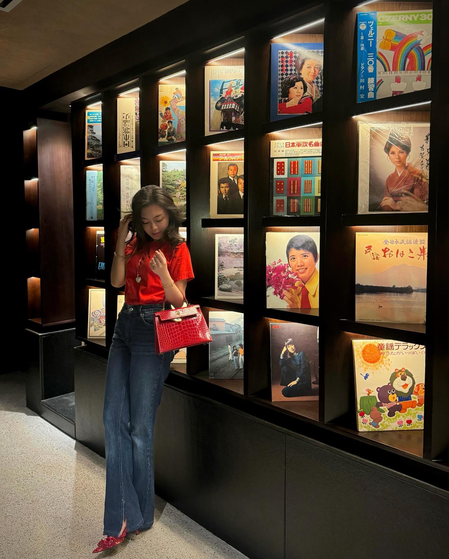 Bộ sưu tập túi hiệu và lối sống xa xỉ thầm lặng của vợ thiếu gia Phan Hoàng- Ảnh 3.