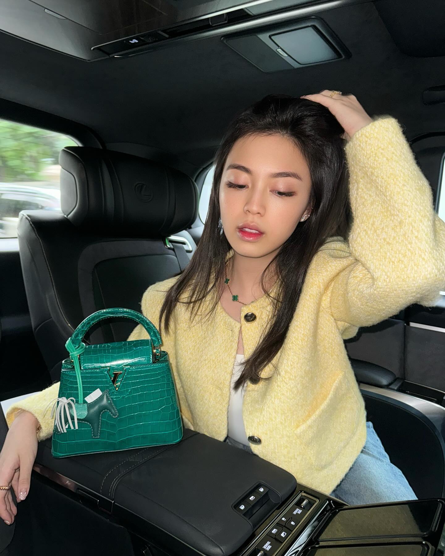 Bộ sưu tập túi hiệu và lối sống xa xỉ thầm lặng của vợ thiếu gia Phan Hoàng- Ảnh 8.