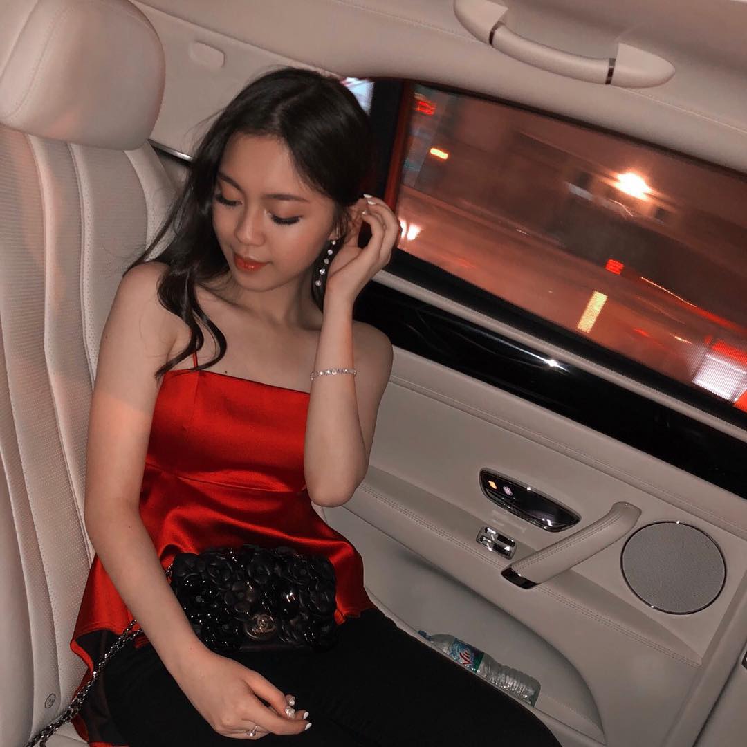 Bộ sưu tập túi hiệu và lối sống xa xỉ thầm lặng của vợ thiếu gia Phan Hoàng- Ảnh 16.