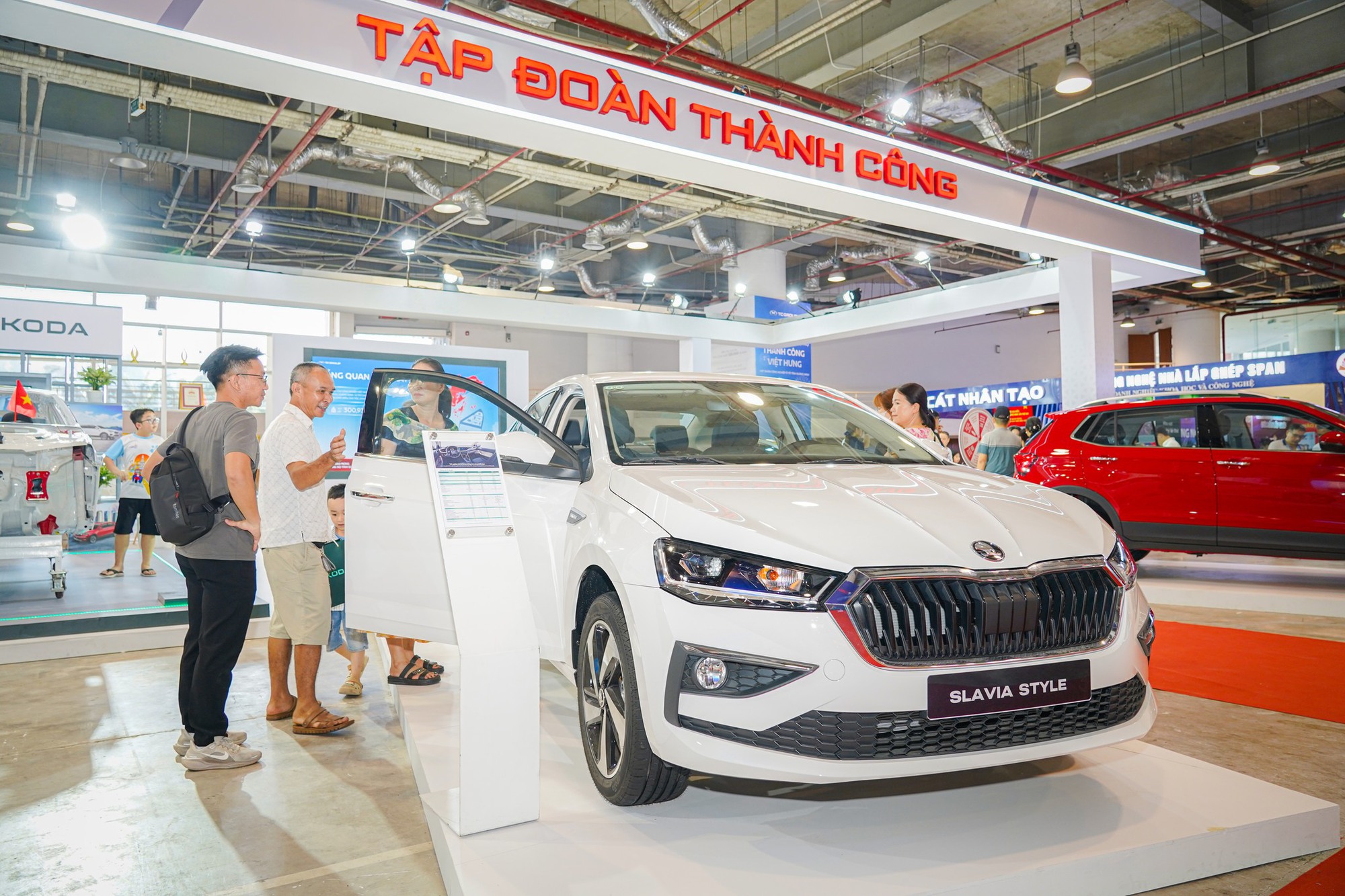 Xe Skoda giảm giá hàng chục triệu đồng: Kushaq mềm hơn Sonet, Slavia dễ chịu hơn Morning- Ảnh 3. Xe Skoda giảm giá hàng chục triệu đồng: Kushaq mềm hơn Sonet, Slavia dễ chịu hơn Morning- Ảnh 3.