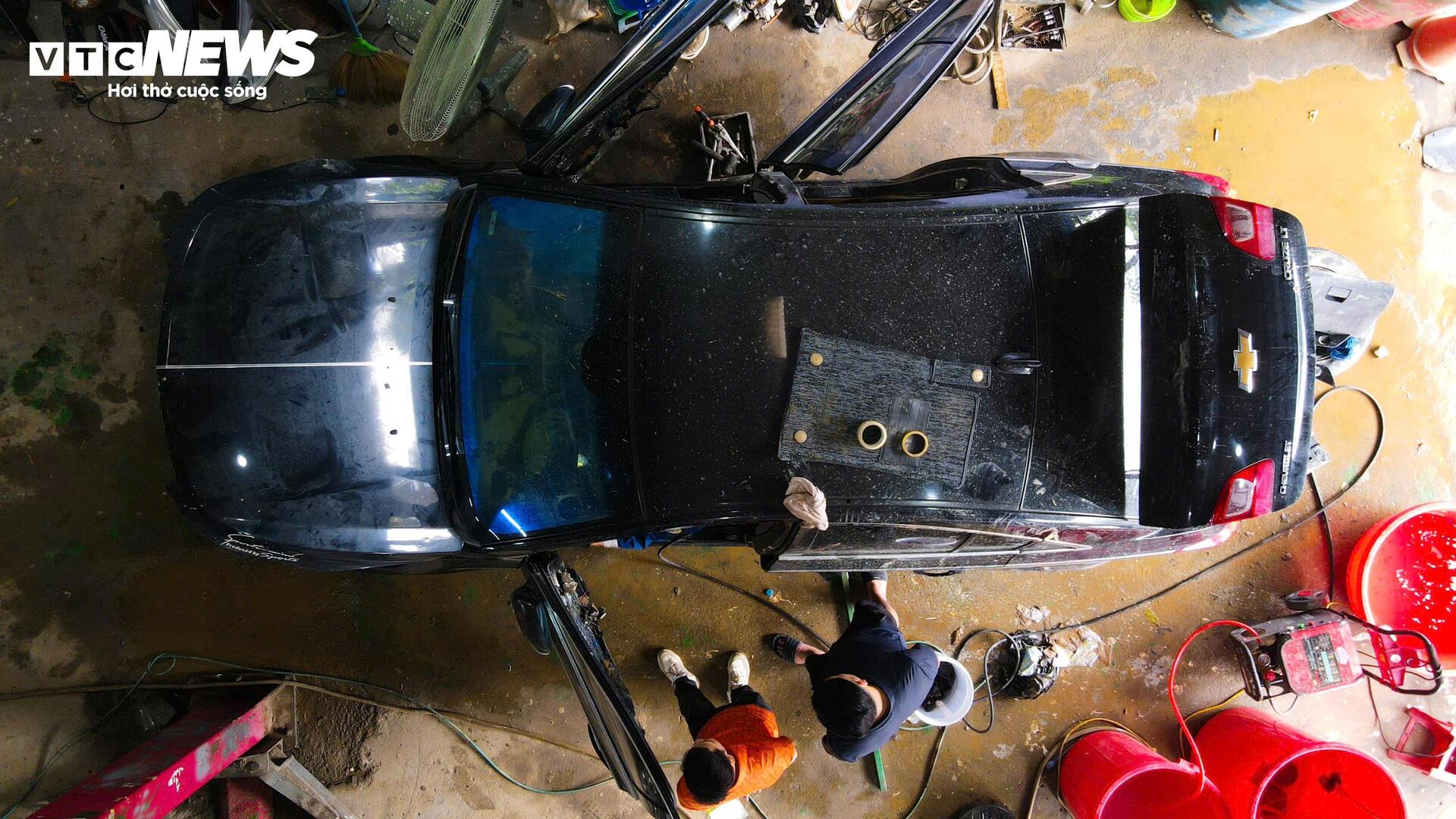 Cuộc 'đại phẫu' hồi sinh h&agrave;ng trăm &ocirc; t&ocirc; chết l&acirc;m s&agrave;ng sau lũ- Ảnh 12.