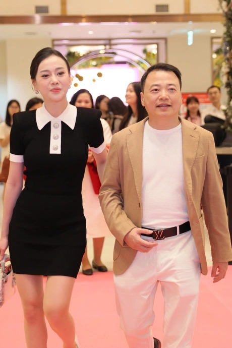 Loạt tin đồn bủa vây Phương Oanh- Ảnh 2. Loạt tin đồn bủa vây Phương Oanh- Ảnh 2.