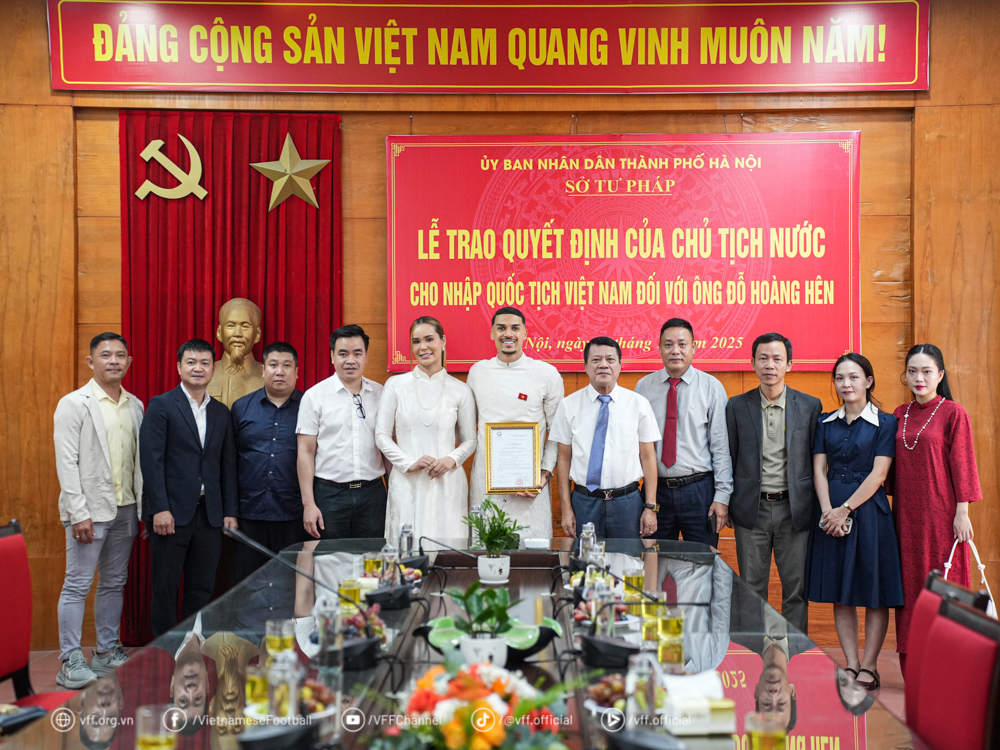 Chính thức nhập tịch Việt Nam, Đỗ Hoàng Hên gửi thẳng thông điệp tới HLV Kim Sang-sik- Ảnh 3. Chính thức nhập tịch Việt Nam, Đỗ Hoàng Hên gửi thẳng thông điệp tới HLV Kim Sang-sik- Ảnh 3.
