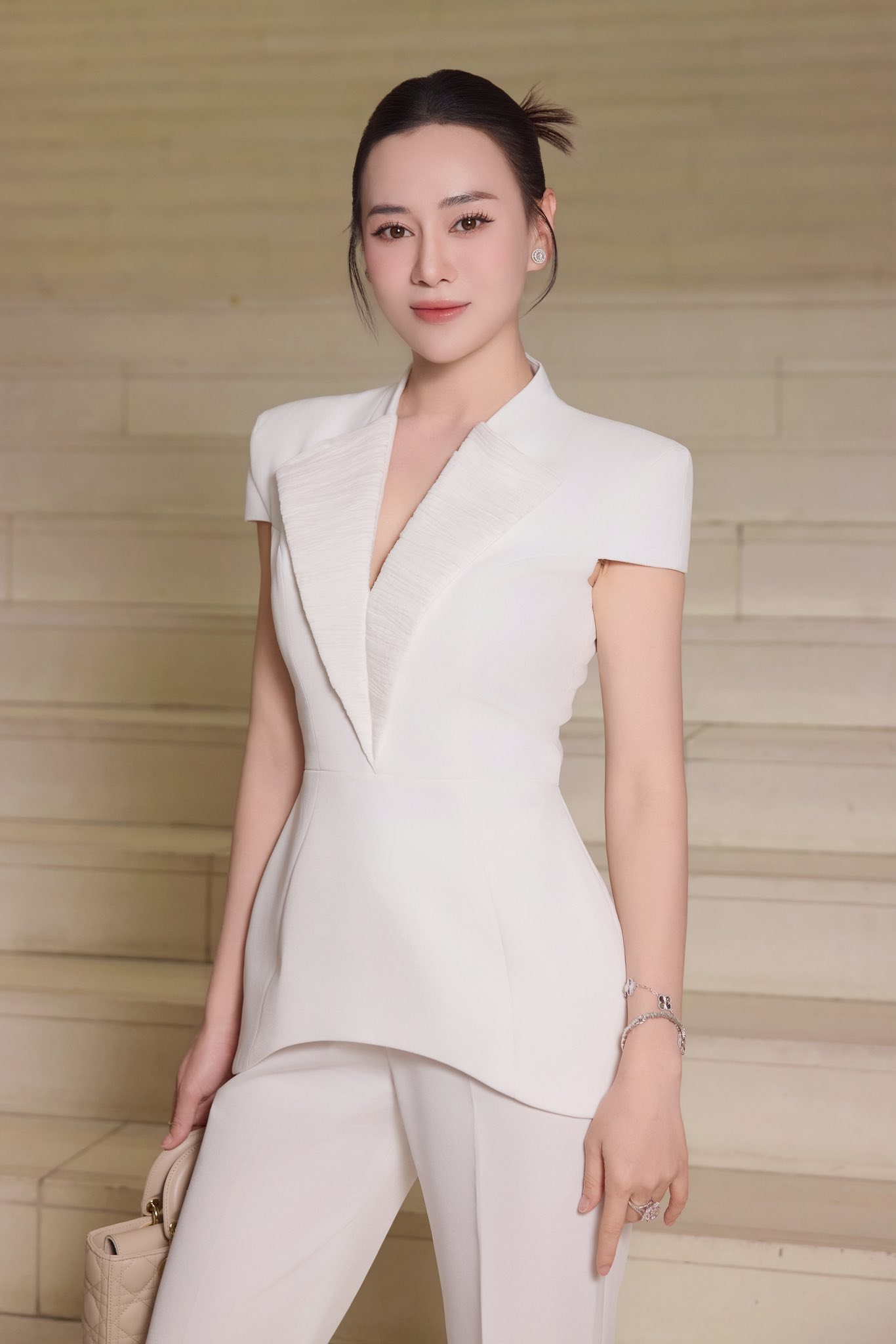 Phương Oanh 10 điểm, mà... lận đận- Ảnh 9. Phương Oanh 10 điểm, mà... lận đận- Ảnh 9.