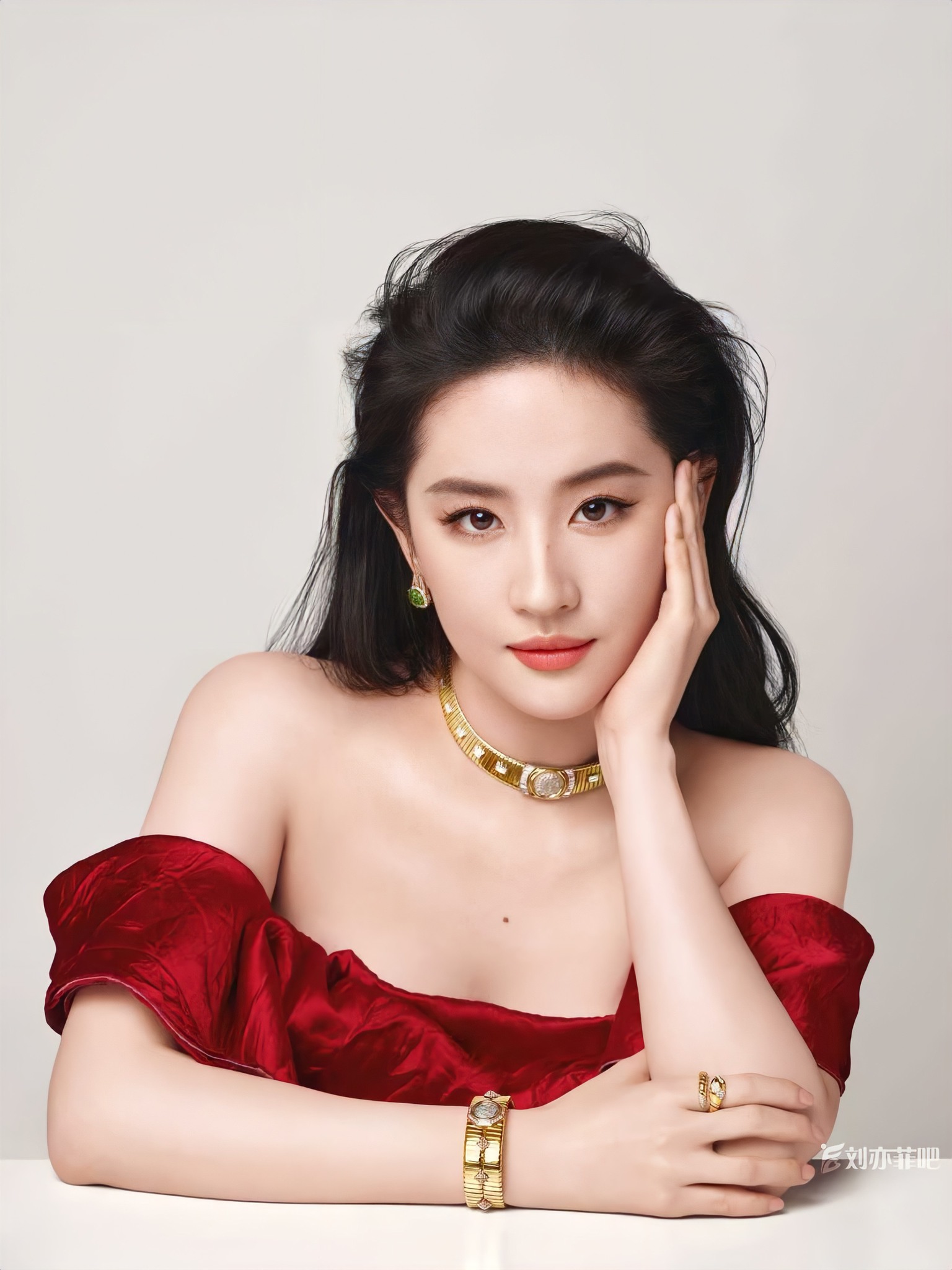 Sao đây có thể là Lưu Diệc Phi được?- Ảnh 4. Sao đây có thể là Lưu Diệc Phi được?- Ảnh 4.