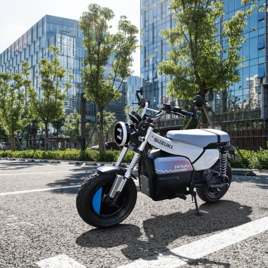 Suzuki chính thức ra mắt mẫu xe máy điện hoàn toàn mới, mang phong cách giống hệt 'Charly cúc cu'- Ảnh 9.