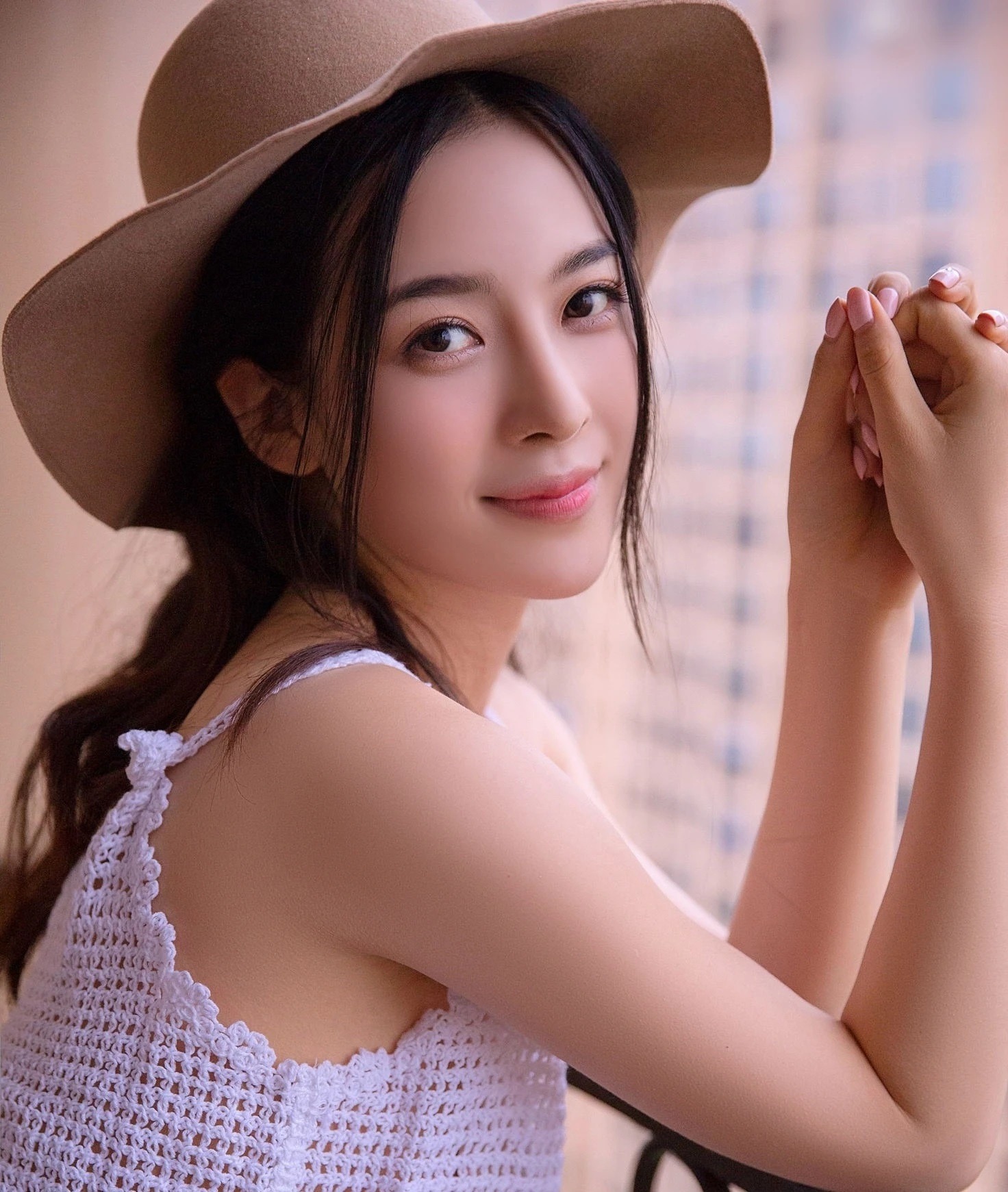 Vụ chồng đại gia của "mỹ nhân phim giờ vàng" bị bắt: Phát hiện sổ đen bao nuôi, mua dâm bằng tiền lừa đảo- Ảnh 6. Vụ chồng đại gia của "mỹ nhân phim giờ vàng" bị bắt: Phát hiện sổ đen bao nuôi, mua dâm bằng tiền lừa đảo- Ảnh 6.