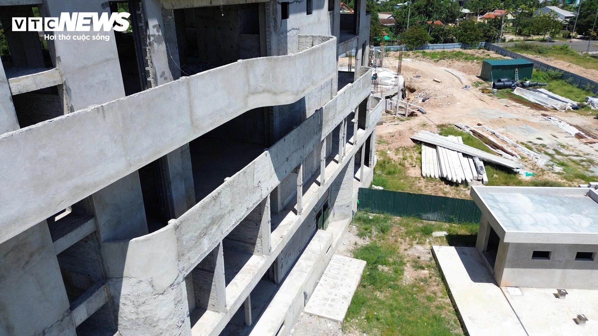 Cận cảnh toà nhà công nghệ ở Huế 'đứng bánh' vì nhà thầu thi công 'chạy làng'- Ảnh 7.