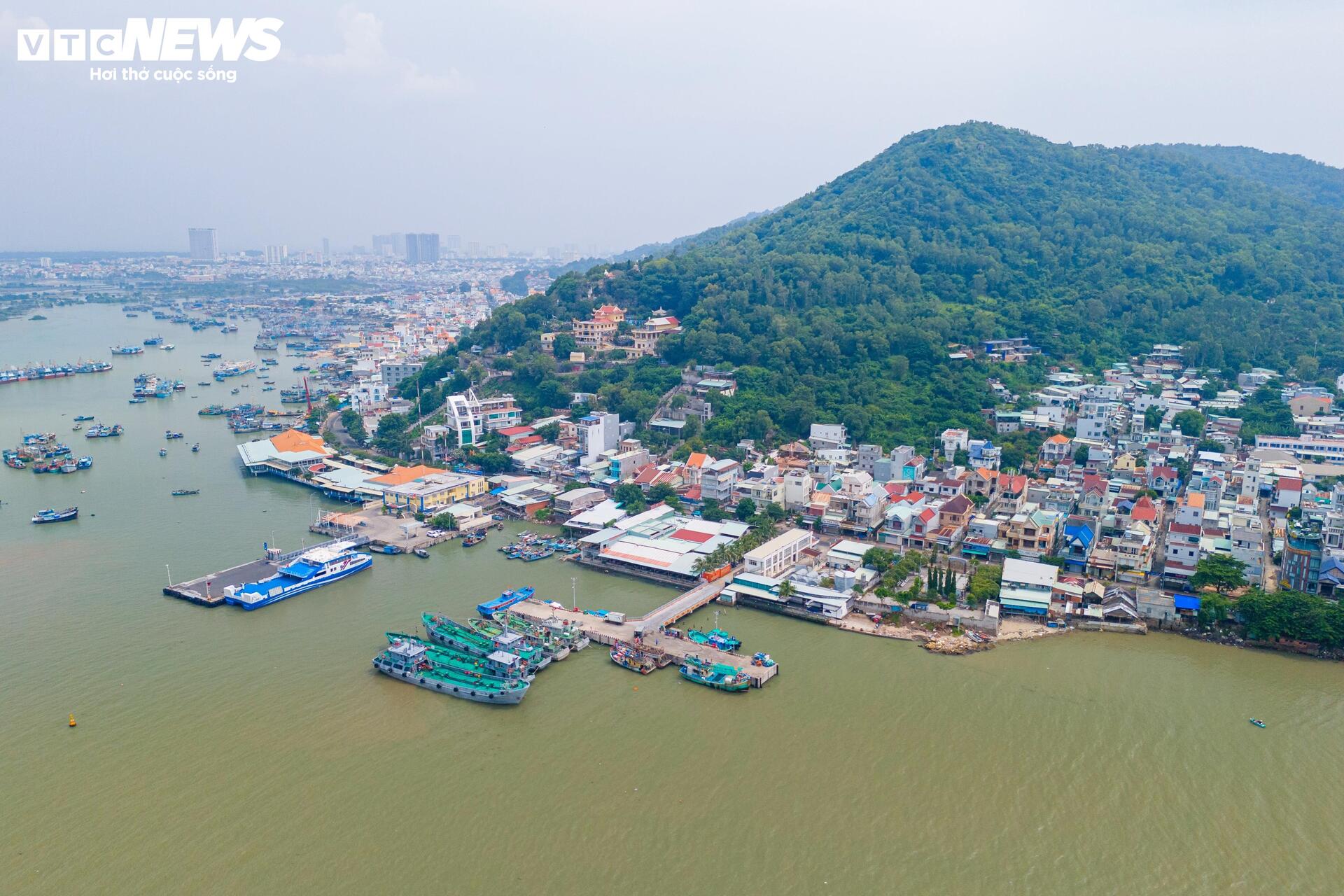 Vingroup muốn xây cầu vượt biển hiện đại nhất Việt Nam, top đầu khu vực: Đưa TP.HCM thành "con rồng" ĐNÁ?- Ảnh 17. Vingroup muốn xây cầu vượt biển hiện đại nhất Việt Nam, top đầu khu vực: Đưa TP.HCM thành "con rồng" ĐNÁ?- Ảnh 17.