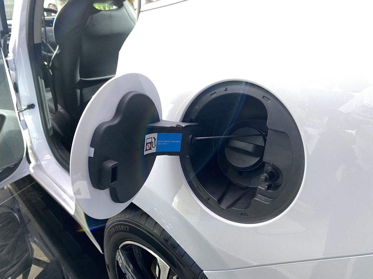 BYD Seal 5 ra mắt Việt Nam: Giá 696 triệu đồng, cùng cỡ Civic, máy hybrid cắm sạc tiêu thụ 3,8 lít/100km- Ảnh 15. BYD Seal 5 ra mắt Việt Nam: Giá 696 triệu đồng, cùng cỡ Civic, máy hybrid cắm sạc tiêu thụ 3,8 lít/100km- Ảnh 15.