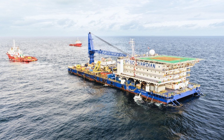 Thu nhập bình quân từng bằng 1/2 Campuchia, 1/5 Philippines, Việt Nam mất 27 năm vượt Philippines, mấy năm vượt Campuchia?- Ảnh 2. 50 ngày vượt gió bão, làm nên kỳ tích kép, khẳng định năng lực Việt Nam trên Biển Đông