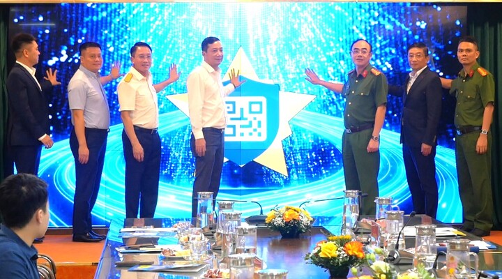 C&oacute; thể kiểm tra h&agrave;ng giả, h&agrave;ng nh&aacute;i tr&ecirc;n ứng dụng VNeID- Ảnh 1.