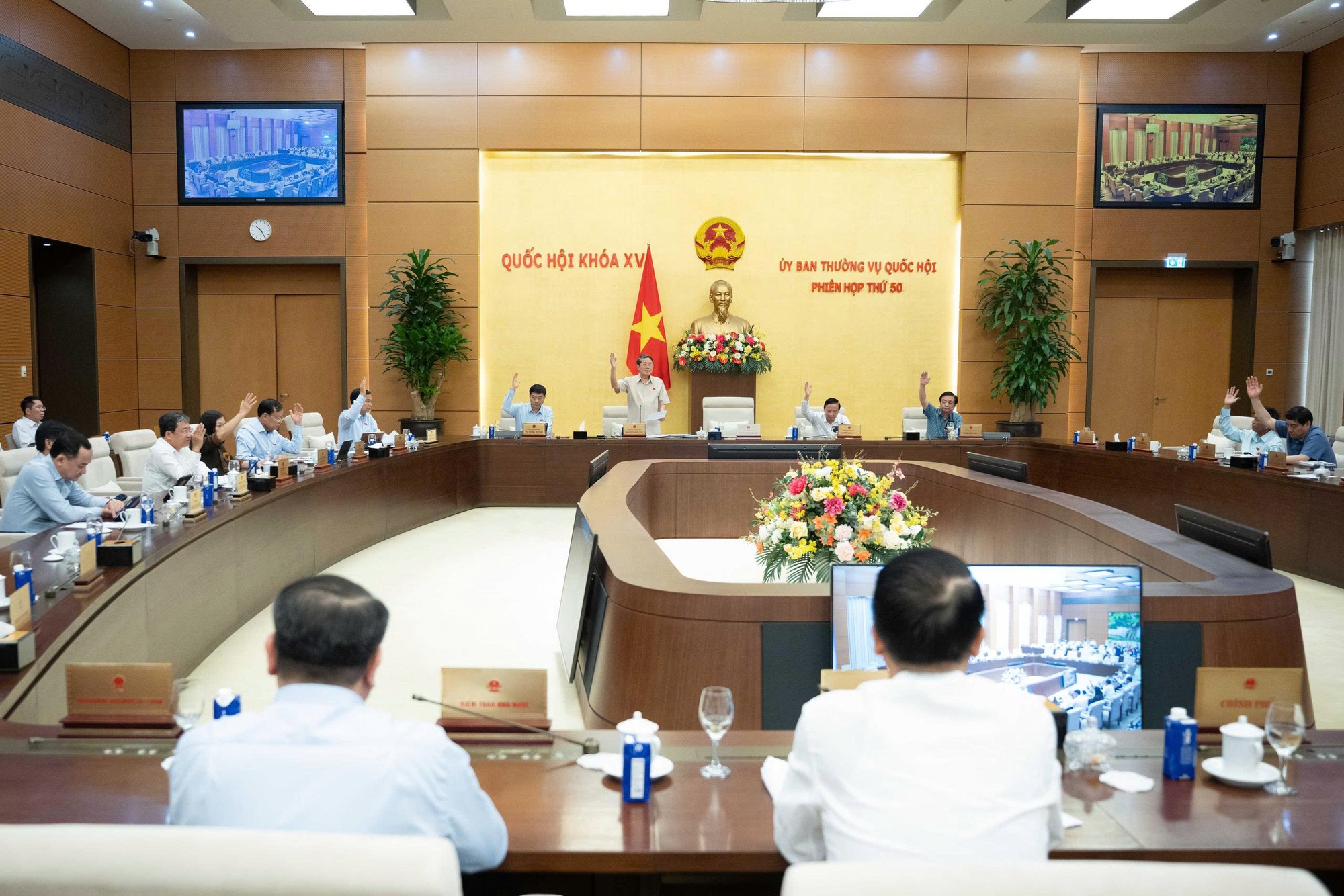 Từ 2026, mức giảm trừ gia cảnh tính thuế thu nhập cá nhân tăng hơn 40%- Ảnh 1. Từ 2026, mức giảm trừ gia cảnh tính thuế thu nhập cá nhân tăng hơn 40%- Ảnh 1.
