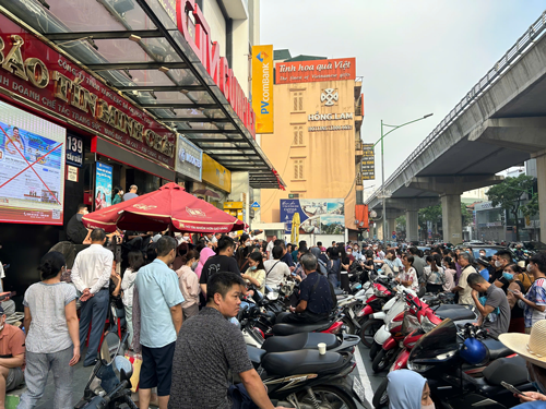 Mở sàn giao dịch vàng để ổn định thị trường- Ảnh 1. Mở sàn giao dịch vàng để ổn định thị trường- Ảnh 1.