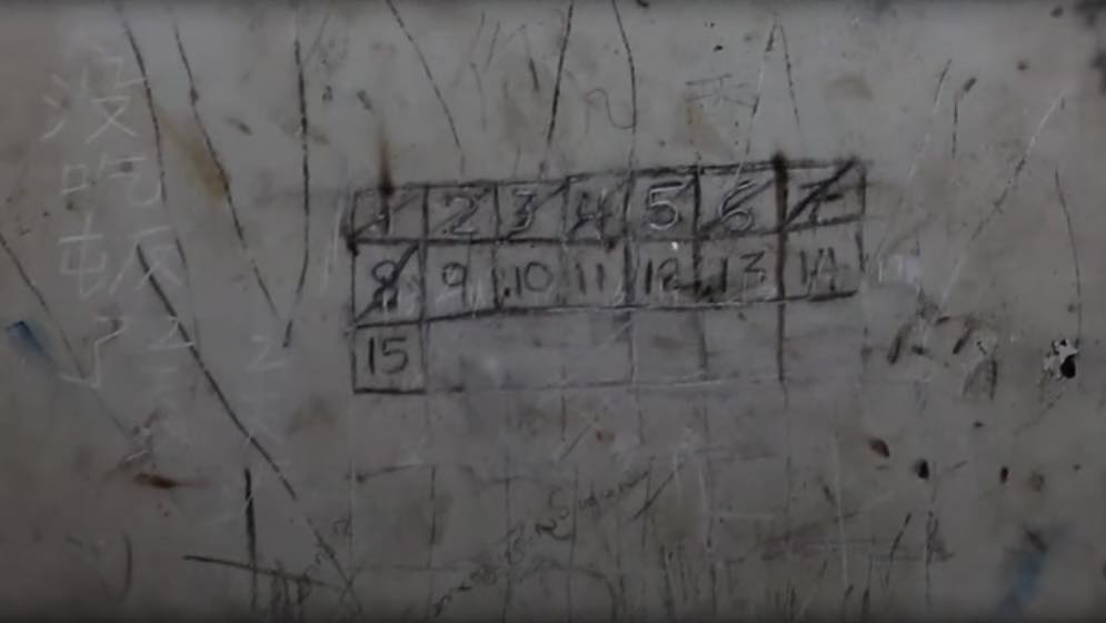 Rùng mình những vết tích kinh hoàng trong phòng tối của hang ổ lừa đảo tại Myanmar- Ảnh 5. Rùng mình những vết tích kinh hoàng trong phòng tối của hang ổ lừa đảo tại Myanmar- Ảnh 5.