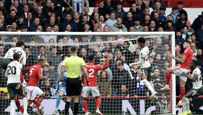 Thắng đậm Nottingham Forest, Chelsea bay cao Top 4 Ngoại hạng - Ảnh 4.