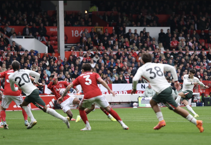 Thắng đậm Nottingham Forest, Chelsea bay cao Top 4 Ngoại hạng - Ảnh 5.