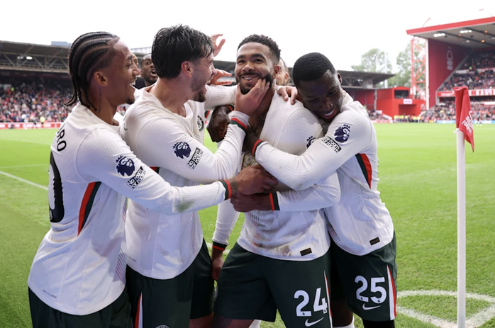 Thắng đậm Nottingham Forest, Chelsea bay cao Top 4 Ngoại hạng - Ảnh 7.