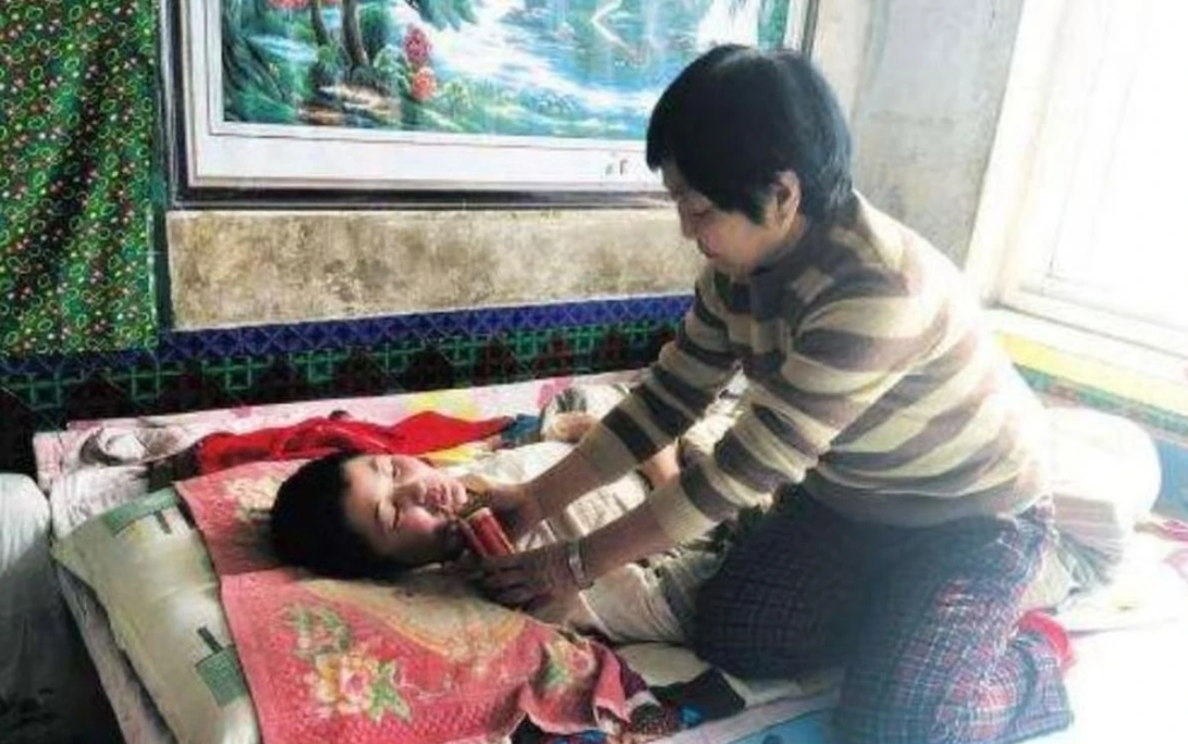 Người đàn ông được mệnh danh "chung thủy nhất Trung Quốc" đánh bạn gái chấn thương sọ não- Ảnh 2.