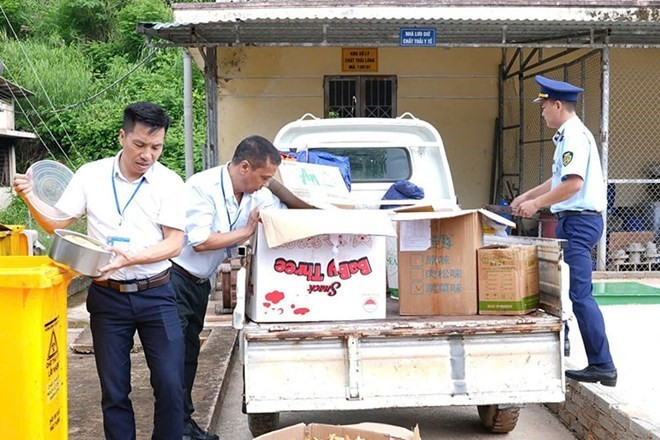 Điện Biên Thu Hồi Thuốc Chế Từ Hà Thủ Ô Đỏ Không Đạt Tiêu Chuẩn Của Công Ty Dược Liệu Việt Nam- Ảnh 1. Điện Biên Thu Hồi Thuốc Chế Từ Hà Thủ Ô Đỏ Không Đạt Tiêu Chuẩn Của Công Ty Dược Liệu Việt Nam- Ảnh 1.