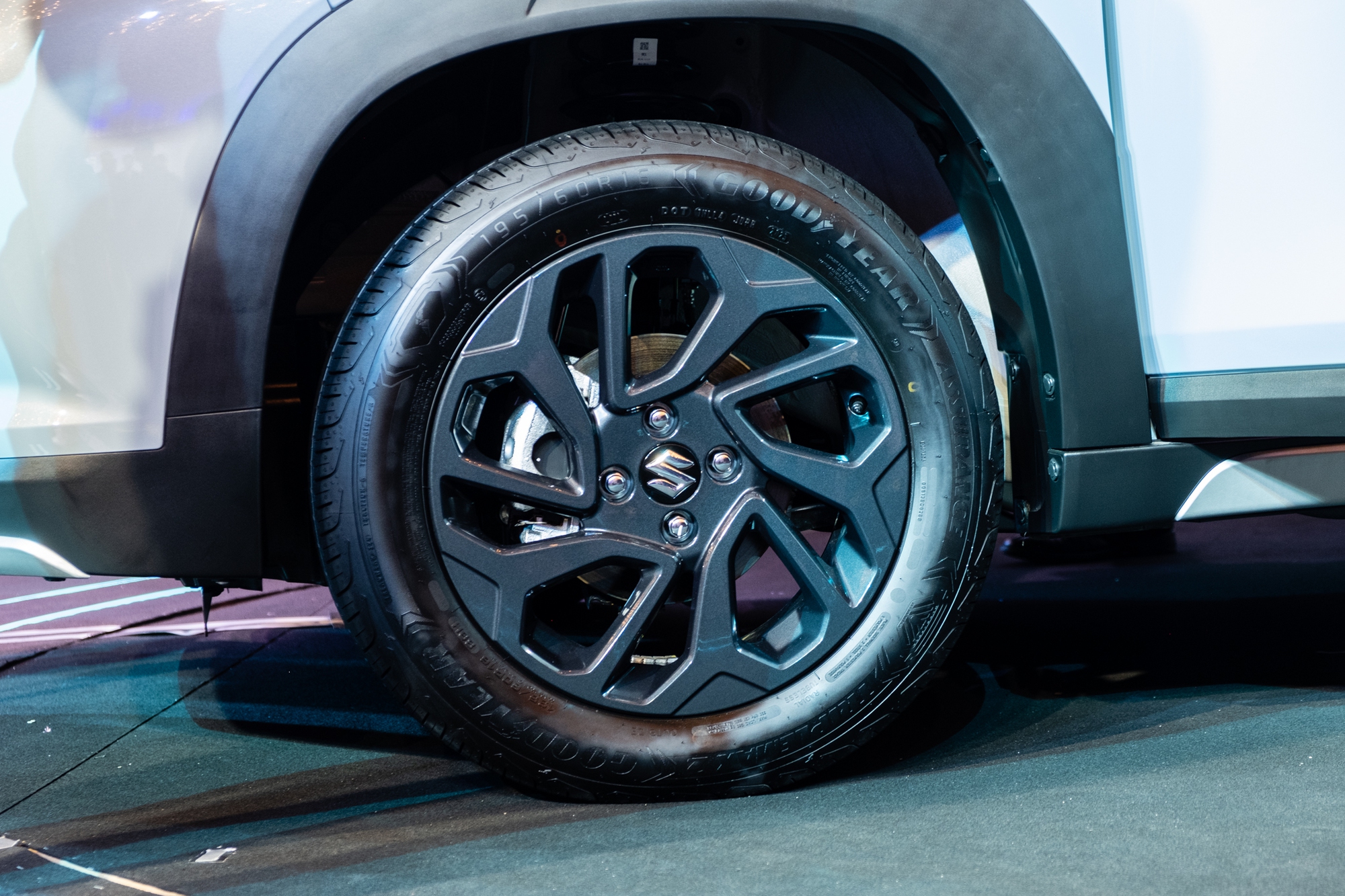 Chênh 1 triệu đồng, chọn Fronx bản cao nhất hay Yaris Cross xăng, bảng so sánh này sẽ giúp bạn dễ quyết định hơn- Ảnh 7. Chênh 1 triệu đồng, chọn Fronx bản cao nhất hay Yaris Cross xăng, bảng so sánh này sẽ giúp bạn dễ quyết định hơn- Ảnh 7.